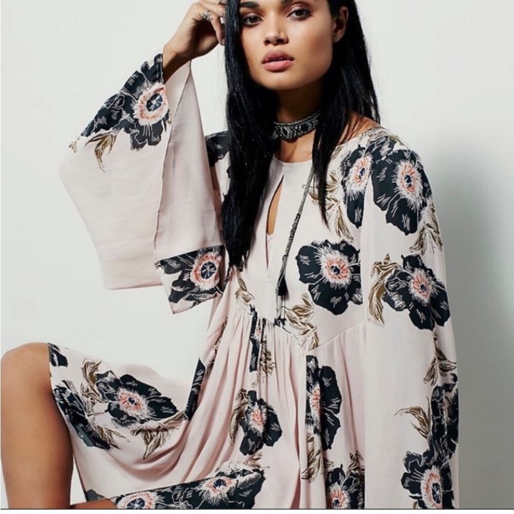 Free People Poppy Dress Size Large Floral Light Pink w/ Slip Dress